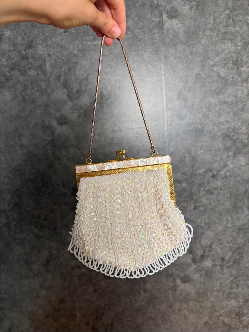 ✨ Vintage Beaded Bridal Evening Bag — Mother of Pearl Frame ✨